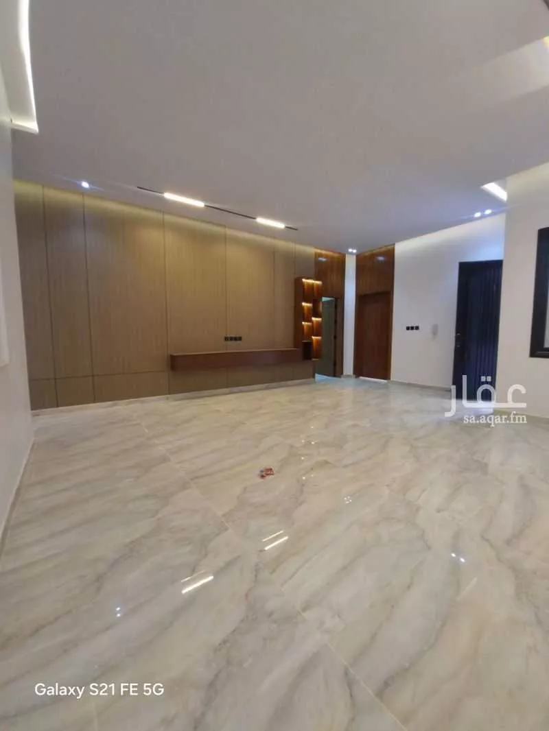 6 bedroom floor in Al Janadriyah 6