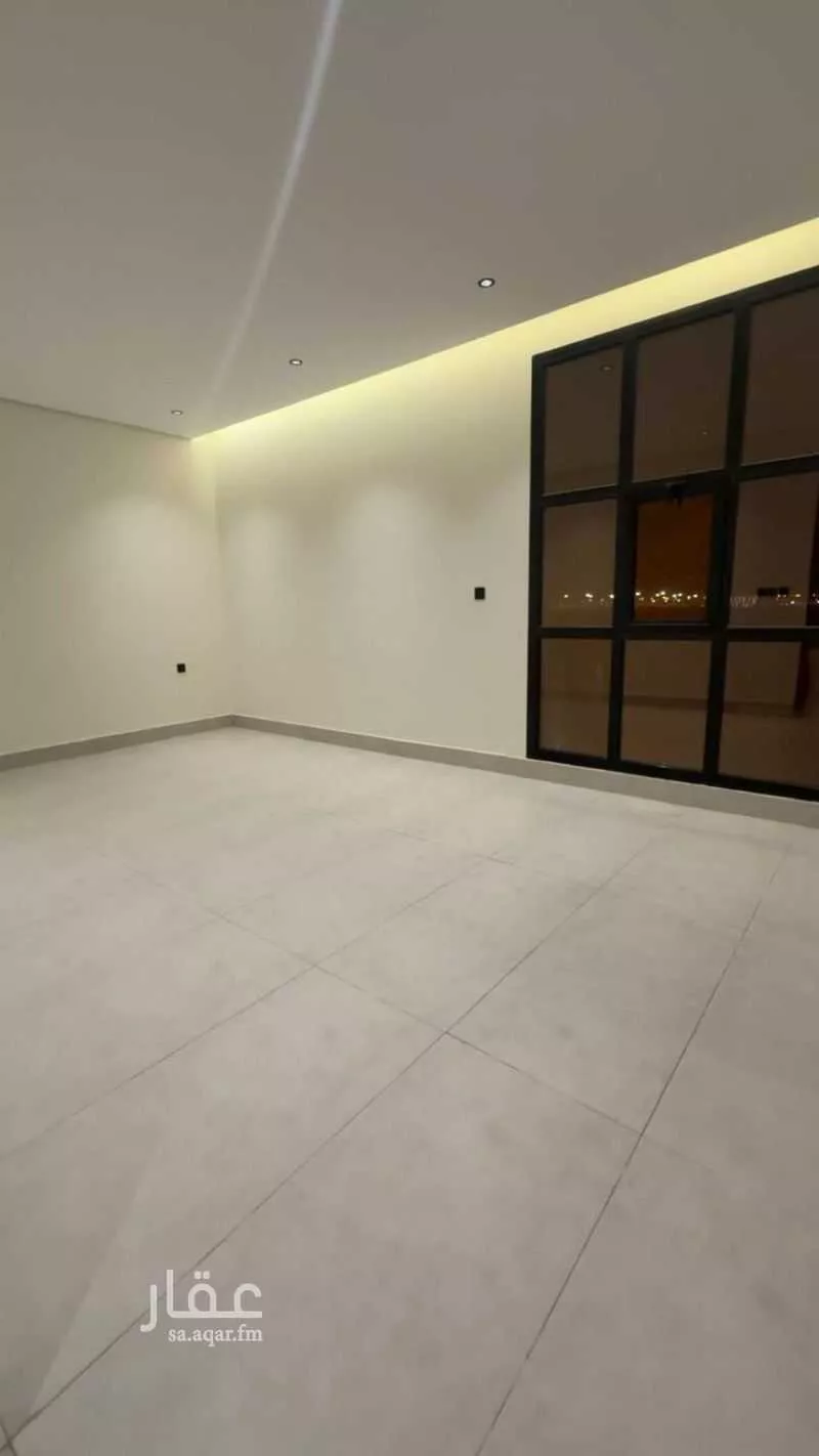 3 bedroom floor in Al Maizilah 2