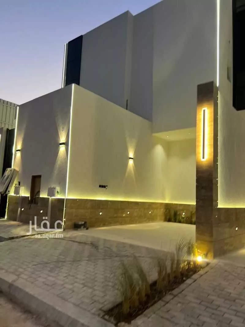 4 bedroom floor in Badr 2