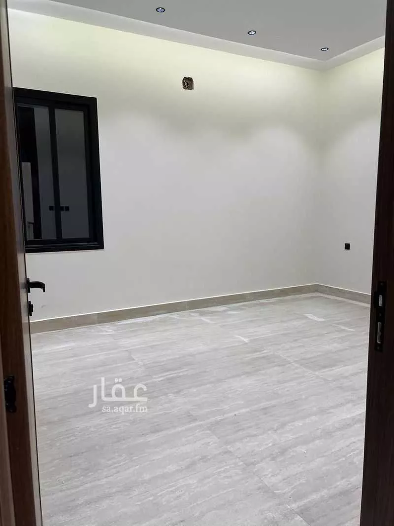 4 bedroom floor in Badr 12