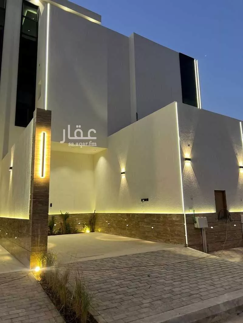 4 bedroom floor in Badr 6