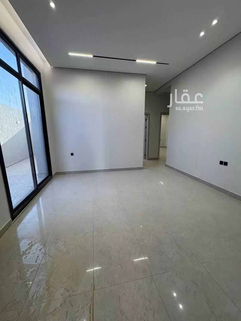 دور 8 غرف في الشرق 7