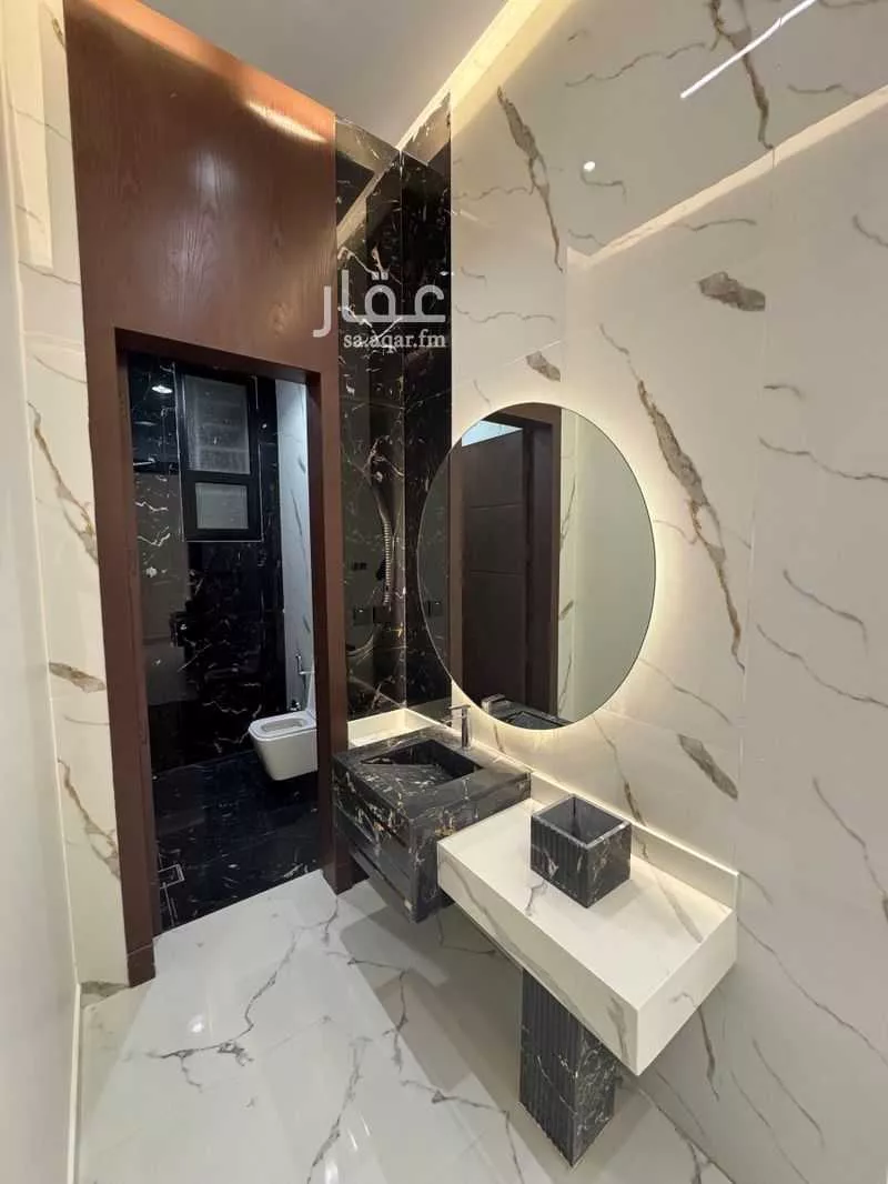 7 bedroom floor in Al Janadriyah 8