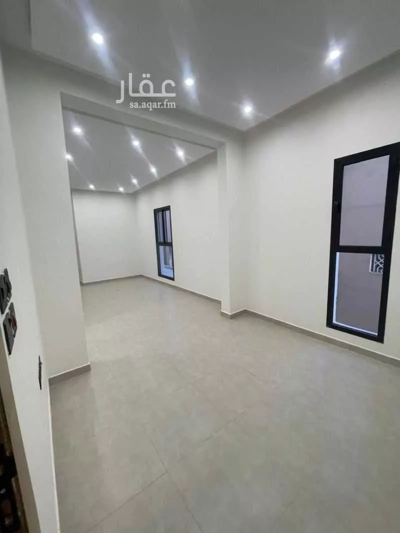 7 bedroom floor in Badr 4