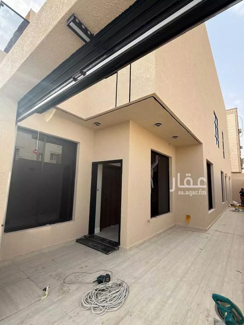 3 bedroom floor in Al Rawabi 2