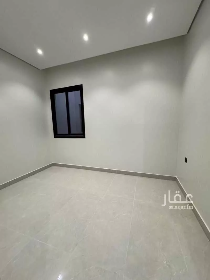 دور 8 غرف في الشرق 9
