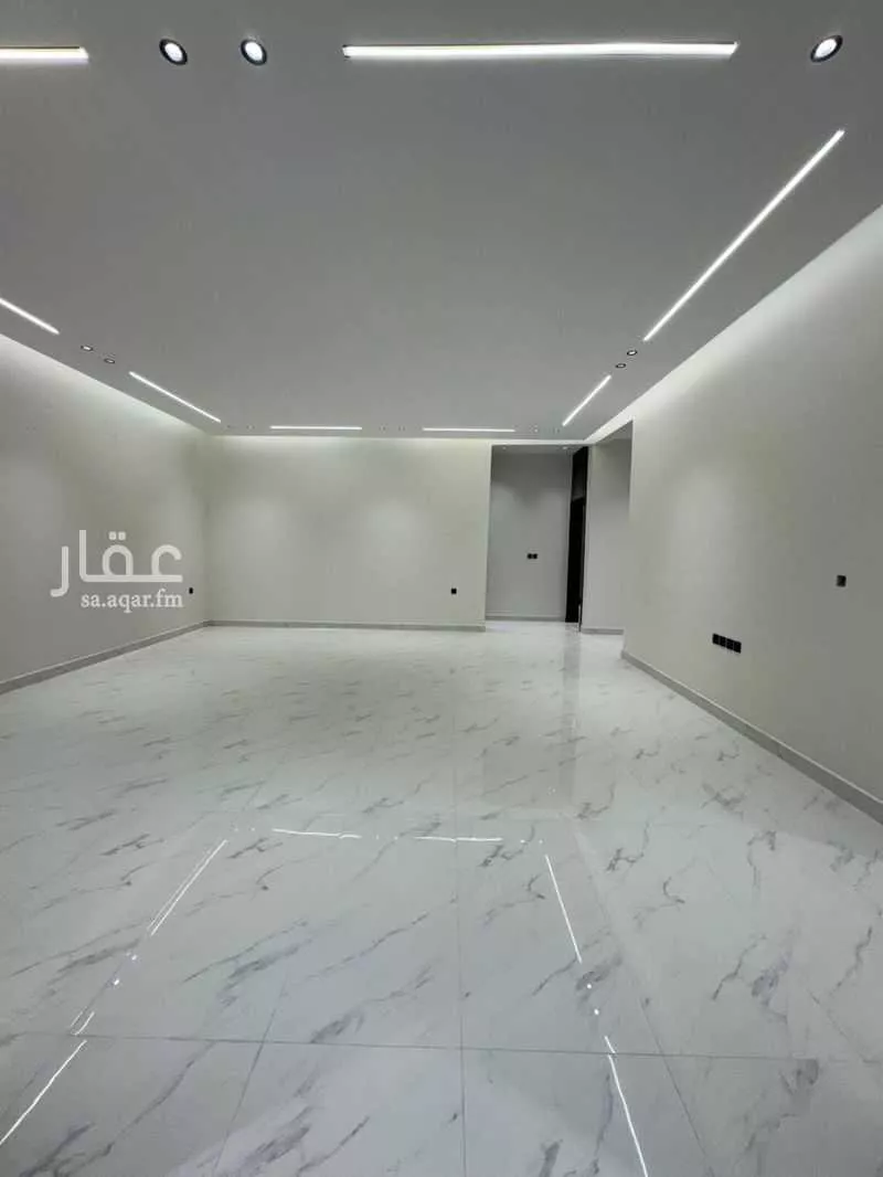 3 bedroom floor in Al Munsiyah 6