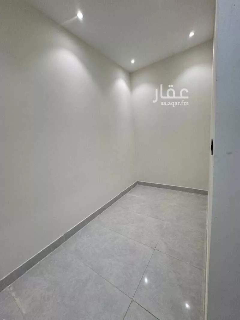 دور 6 غرف في طيبة 18