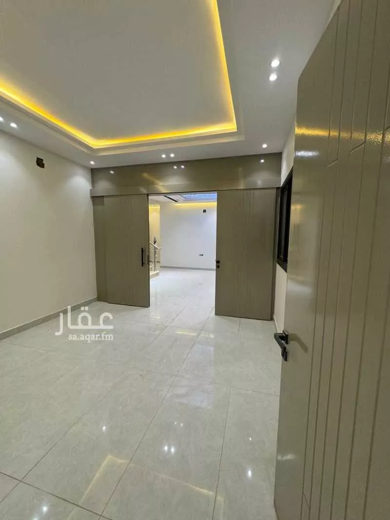 دور 6 غرف في طيبة 10