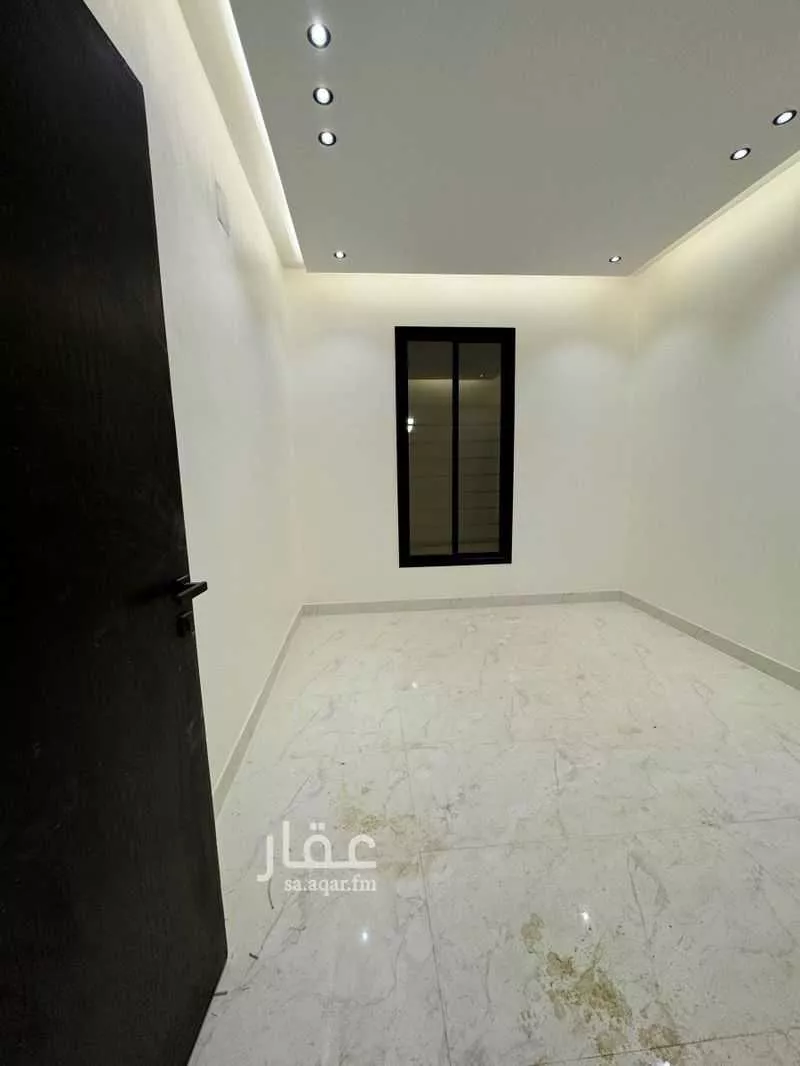 دور 6 غرف في طيبة 8