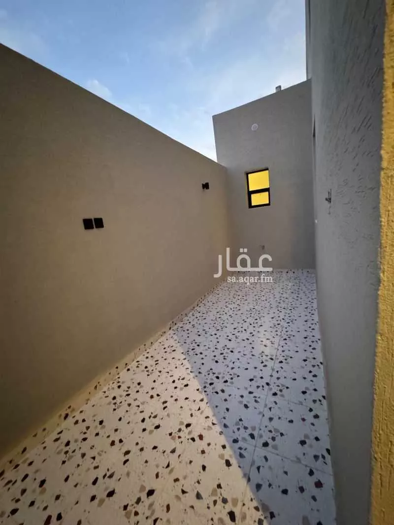 دور 6 غرف في ديراب 18