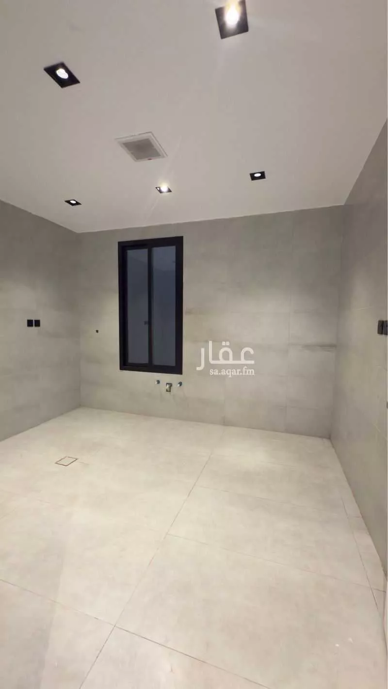 4 bedroom floor in As Suwaidi 4