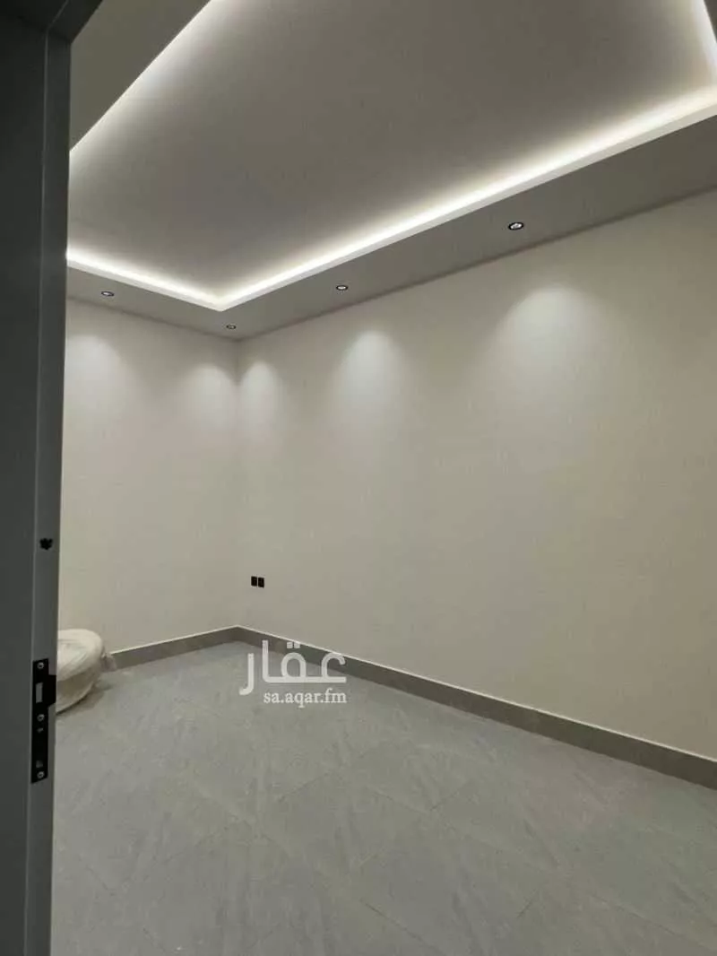 6 bedroom floor in Badr 4