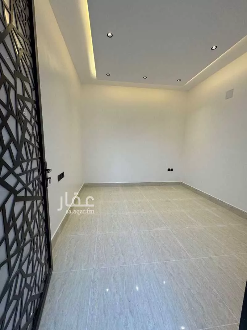 7 bedroom floor in Badr 4