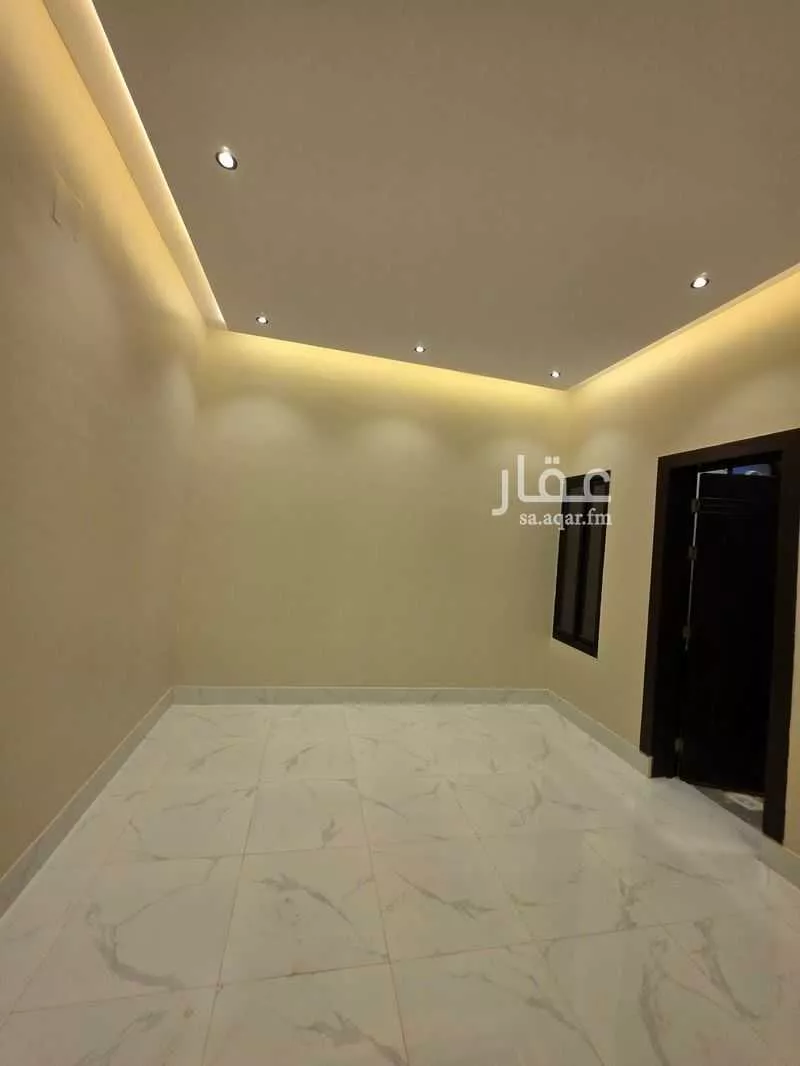 4 bedroom floor in Badr 5