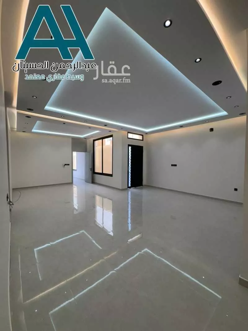 4 bedroom floor in Al Janadriyah 6