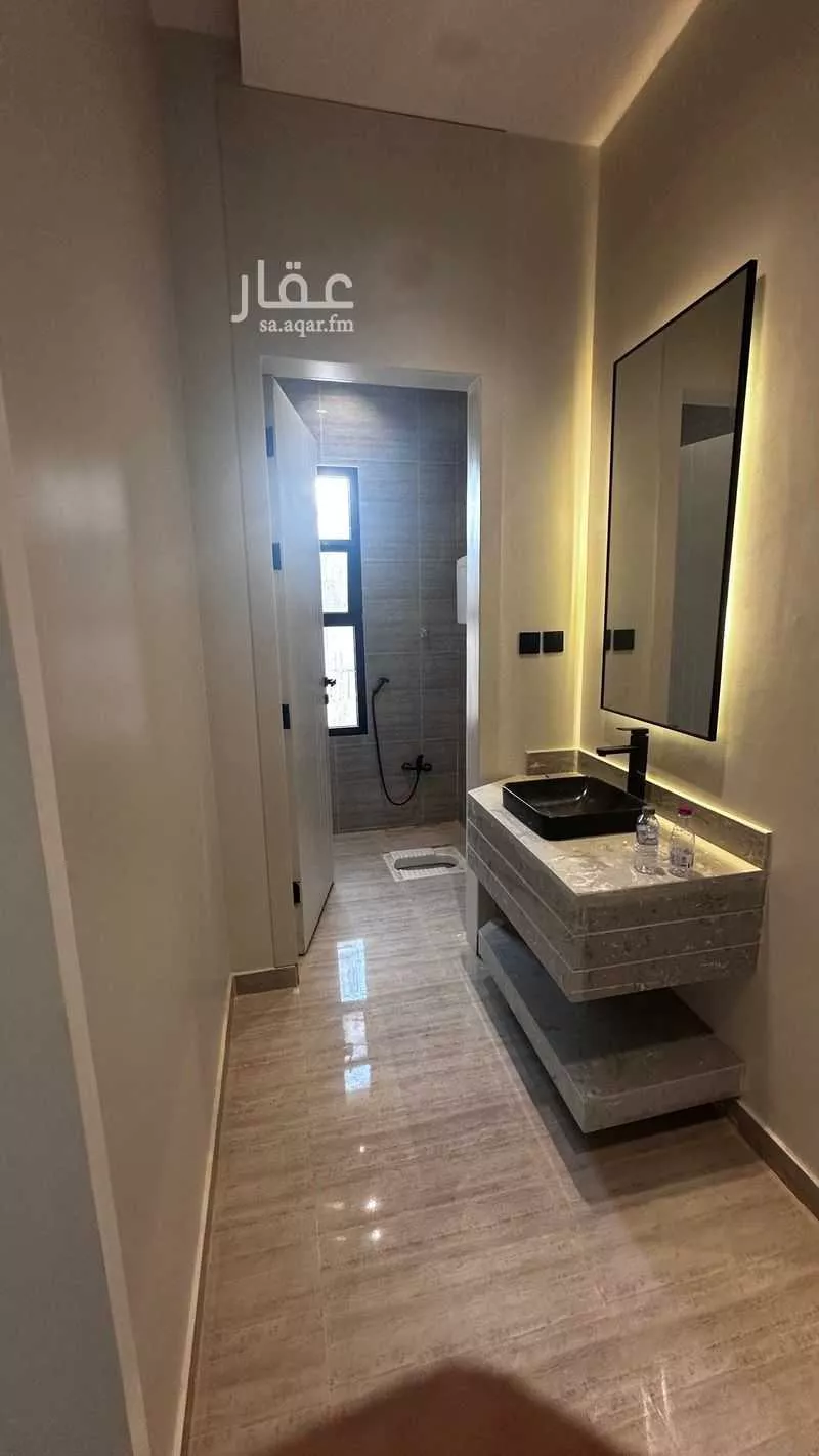 6 bedroom floor in Al Janadriyah 5