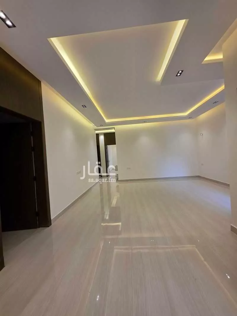 4 bedroom floor in Badr 11
