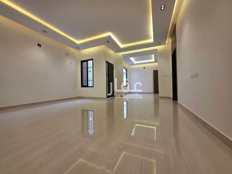 4 bedroom floor in Badr 10