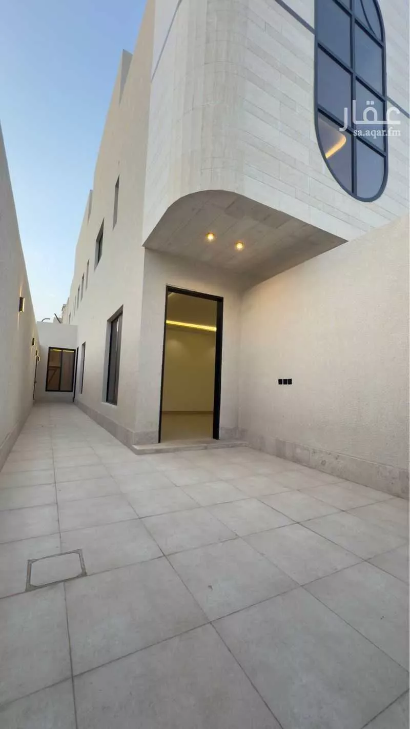 4 bedroom floor in As Suwaidi Al Gharabi 9