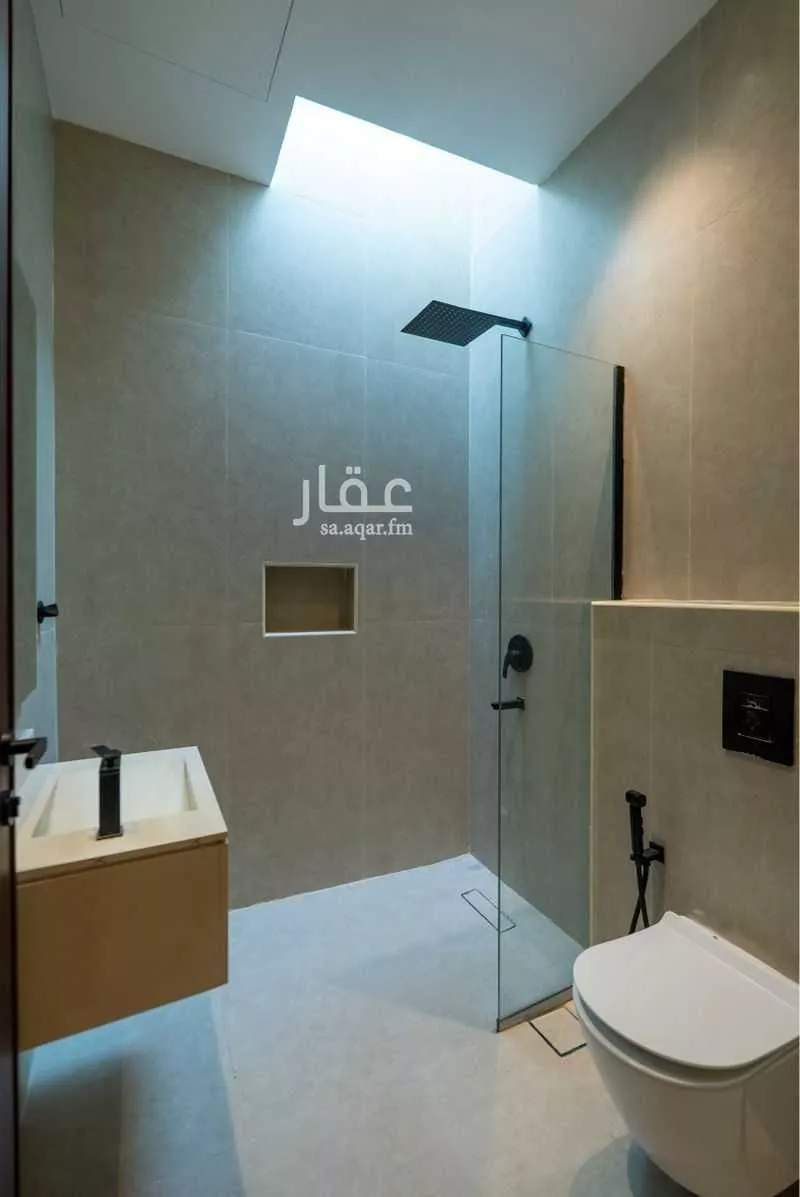 3 bedroom floor in Al Olaya 11