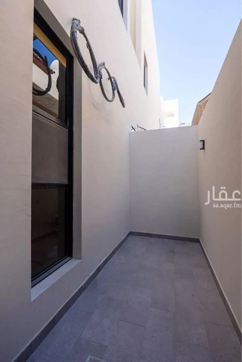 3 bedroom floor in Al Olaya 10
