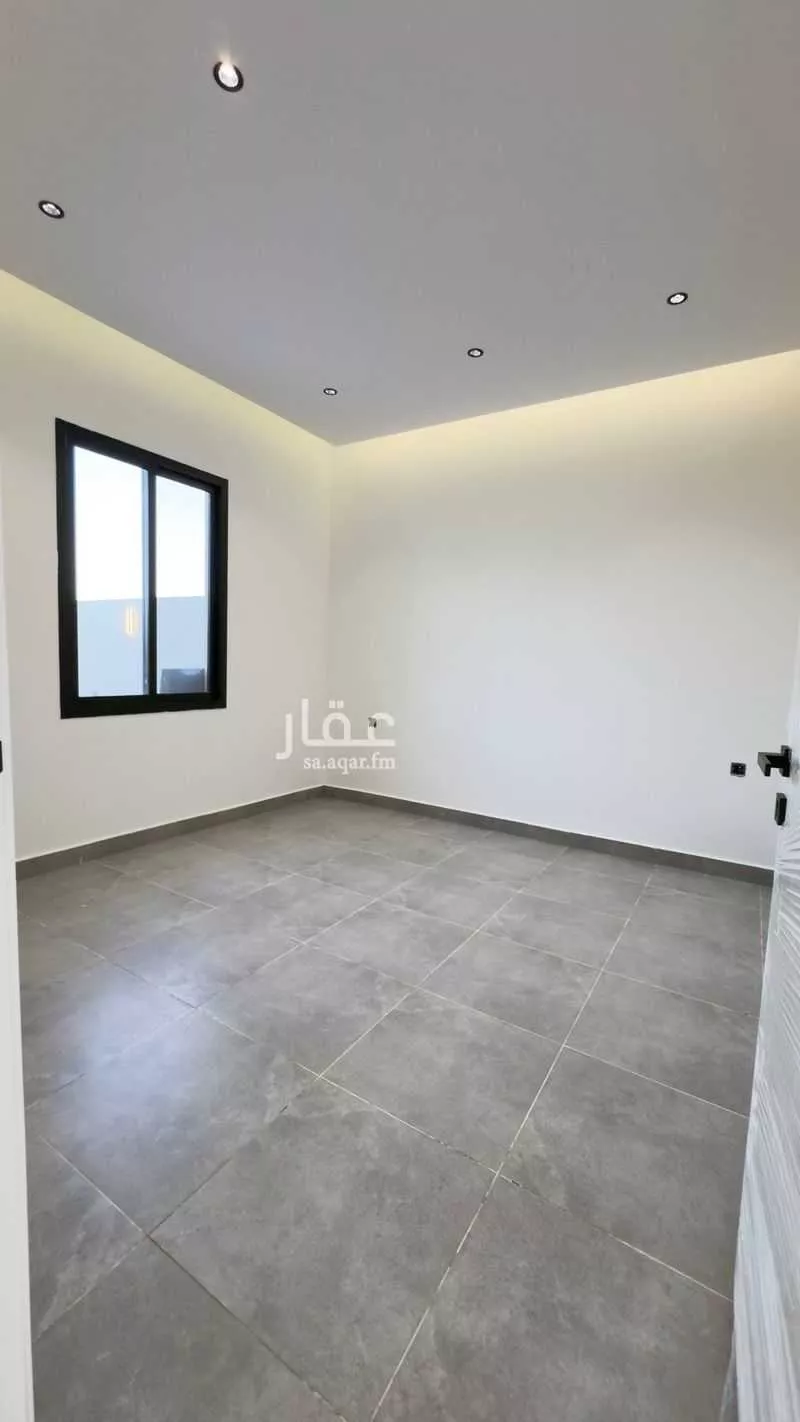 دور 4 غرف في السويدي 11