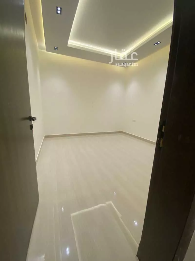 4 bedroom floor in Badr 9