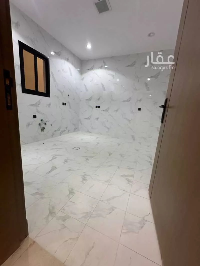 5 bedroom floor in Badr 12