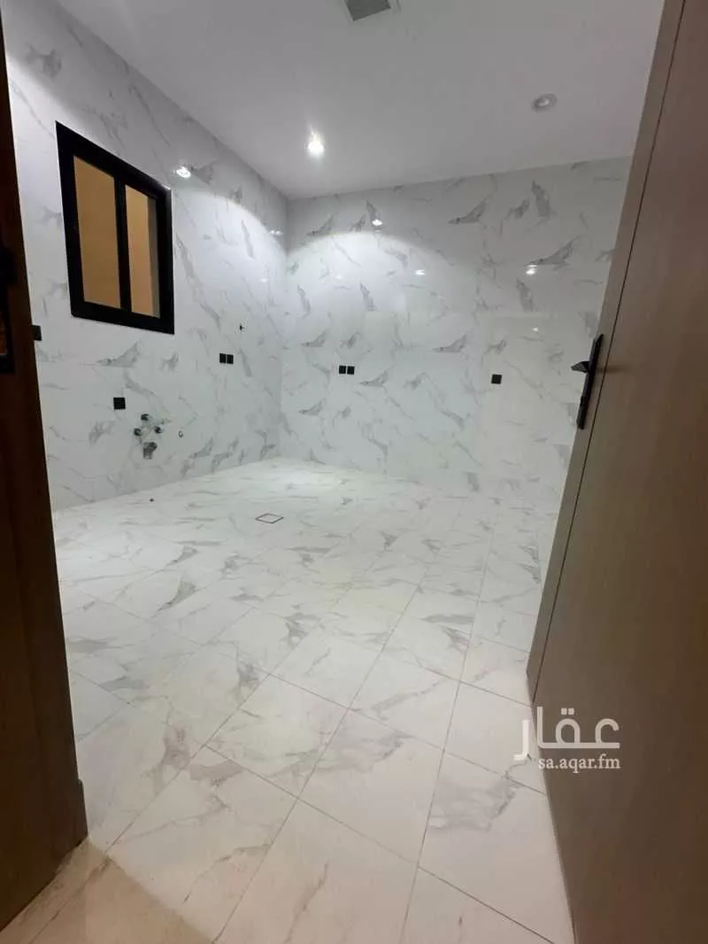 5 bedroom floor in Badr 13