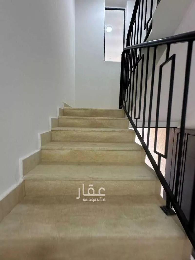 5 bedroom floor in Badr 3