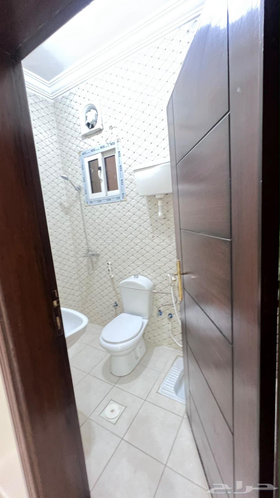 4 bedroom apartment in Al Ajawid, Jeddah 8