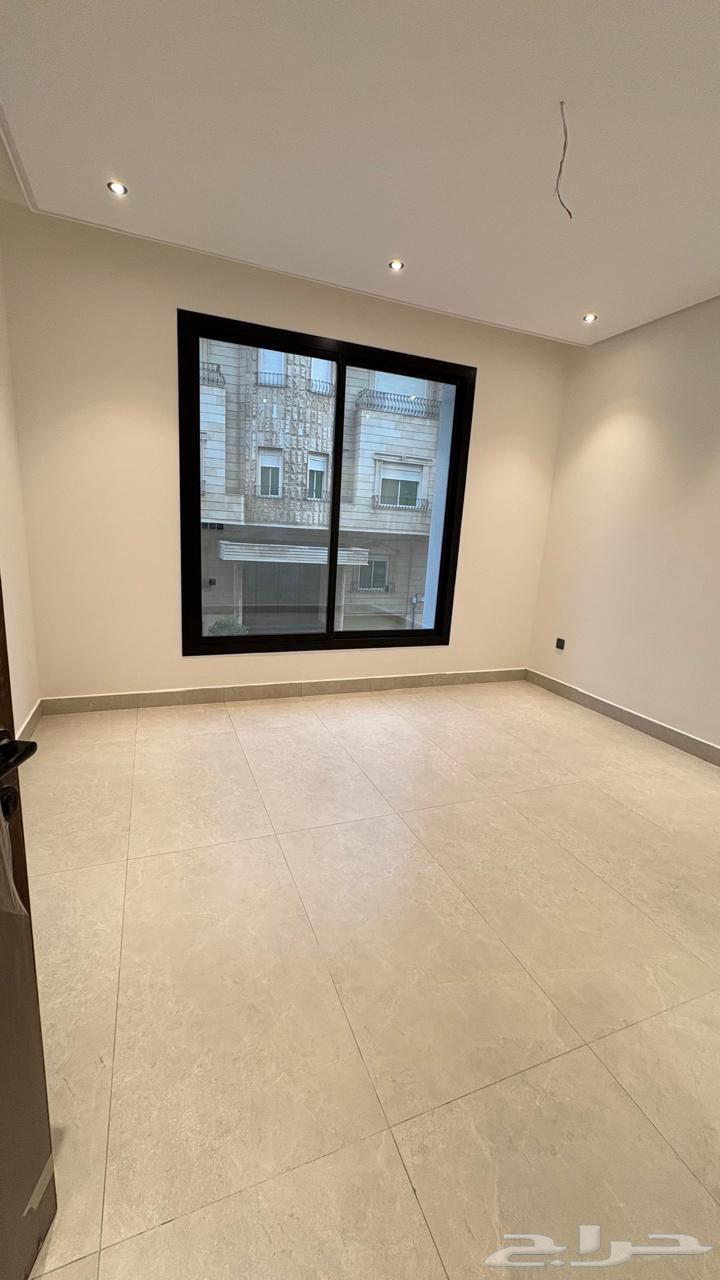 3 bedroom apartment in Al Rawdah, Jeddah 8