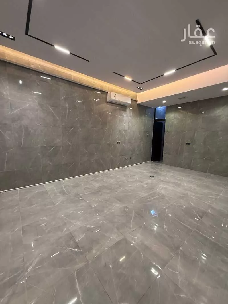 4 bedroom floor in Al Rimal 8