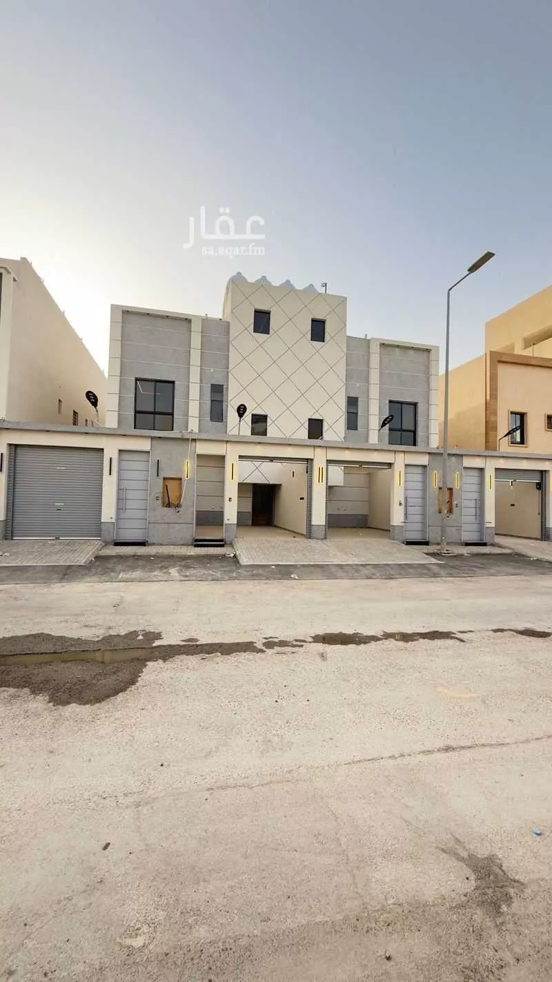 4 bedroom floor in Badr 2