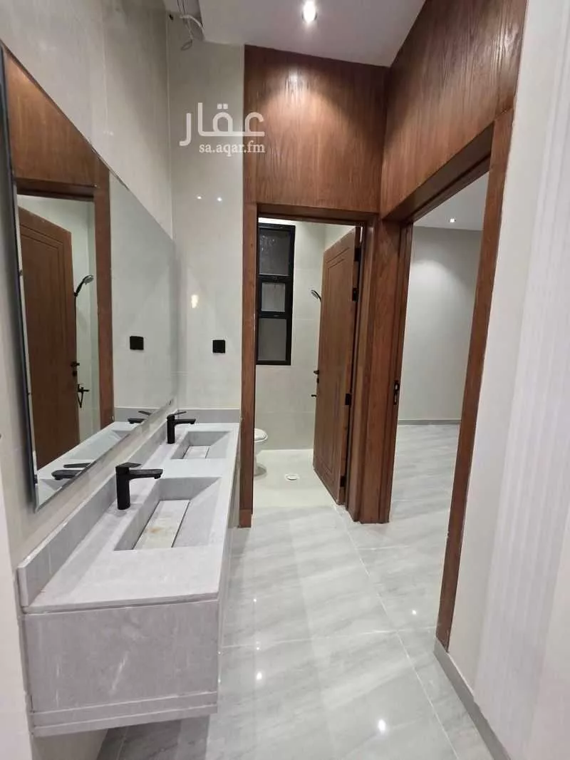 دور 5 غرف في طيبة 10