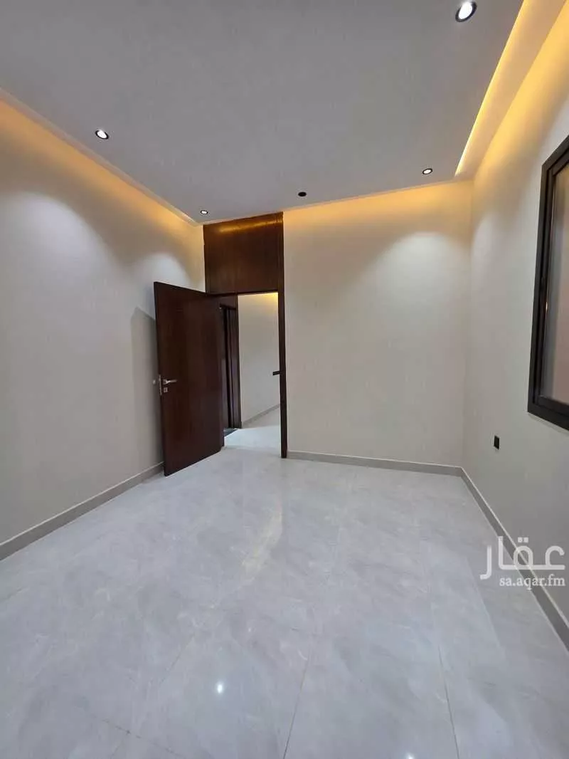 4 bedroom floor in Dirab 11