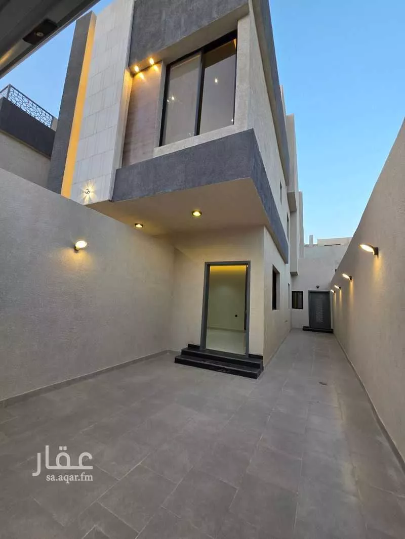 4 bedroom floor in Dirab 4