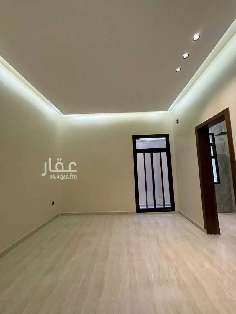6 bedroom floor in Dirab 12