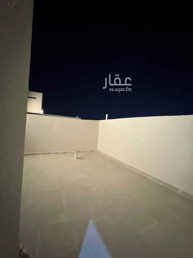 7 bedroom floor in Dirab 17