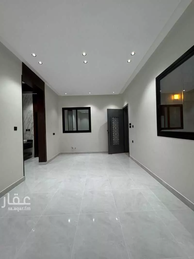 7 bedroom floor in Dirab 19