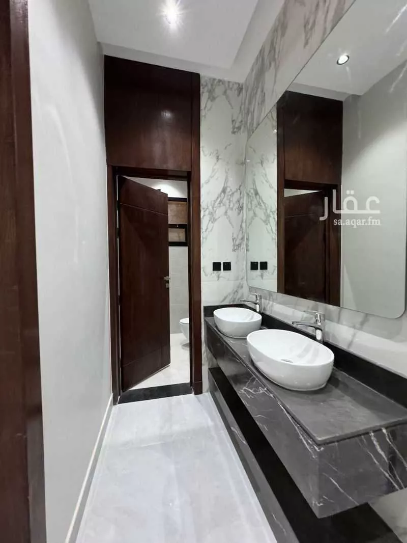 7 bedroom floor in Dirab 5