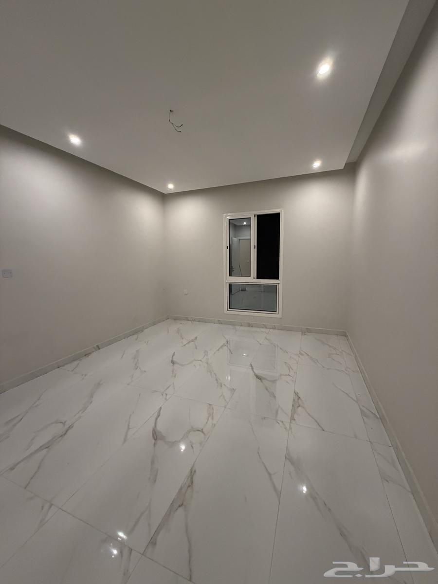 3 bedroom apartment in Hajar, Eastern Province 7