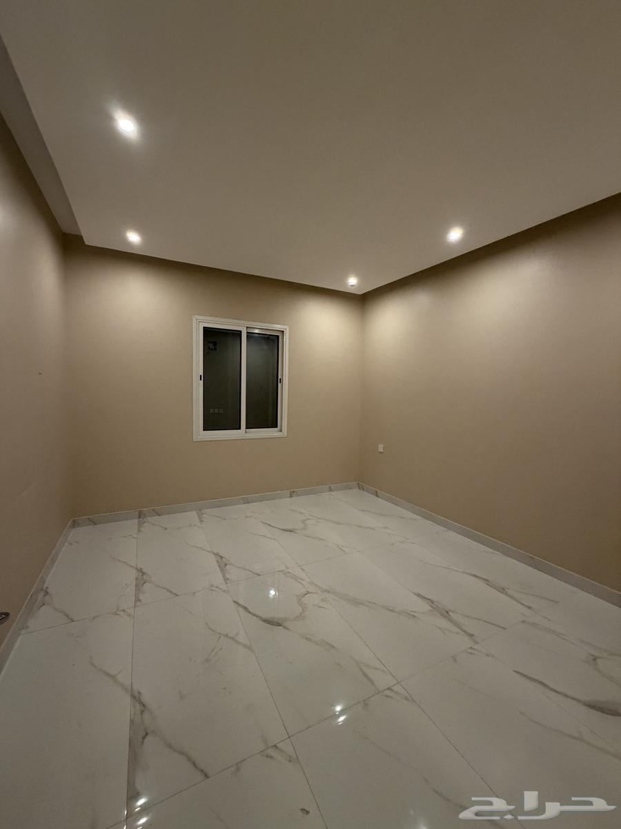 3 bedroom apartment in Hajar, Eastern Province 5