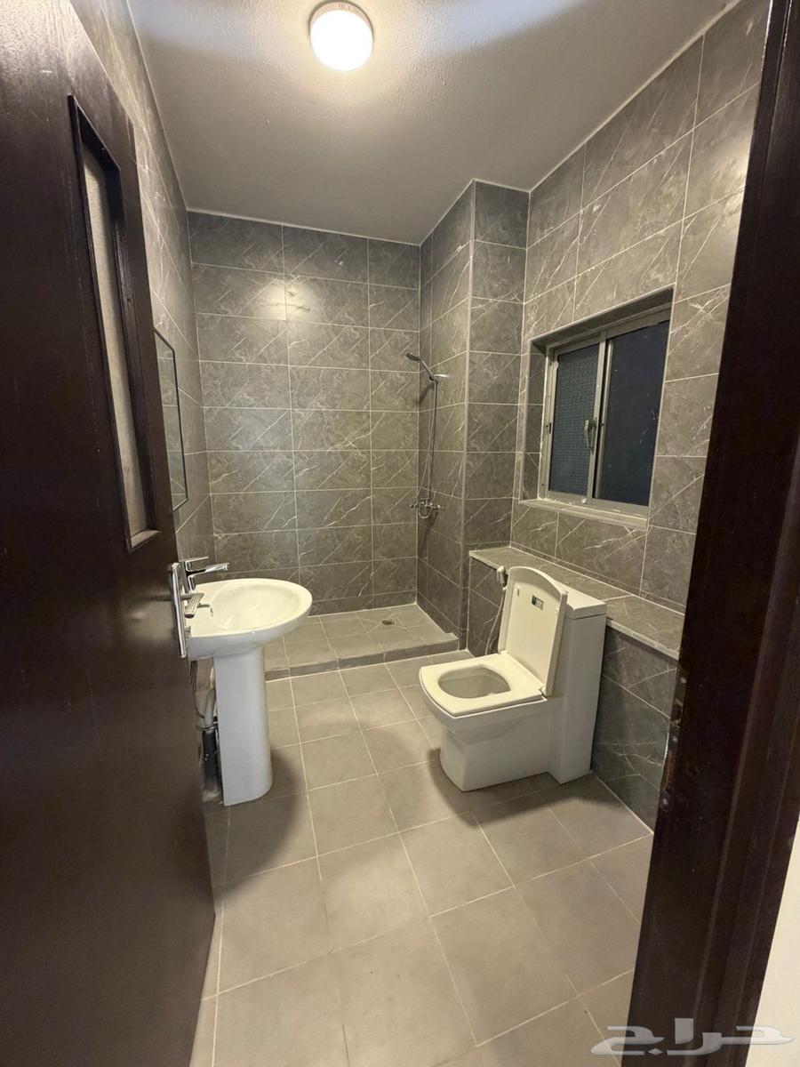 3 bedroom apartment in Iskan Ad Dammam, Eastern Province 2