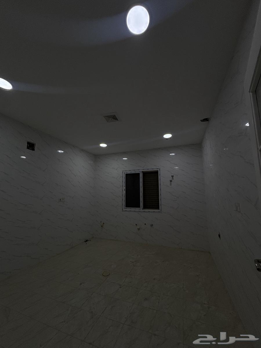 4 bedroom villa in Al Rakah Ash Shamaliyah, Eastern Province 3