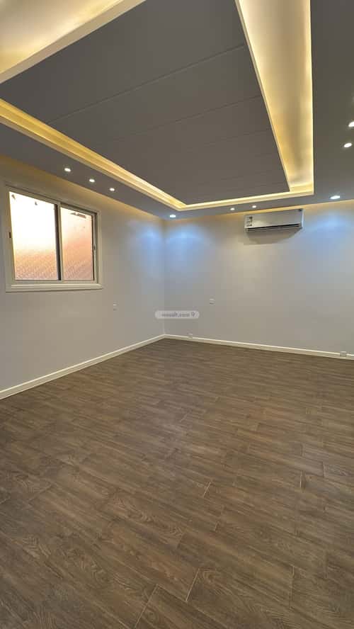 4 bedroom floor in Al Qairawan 1