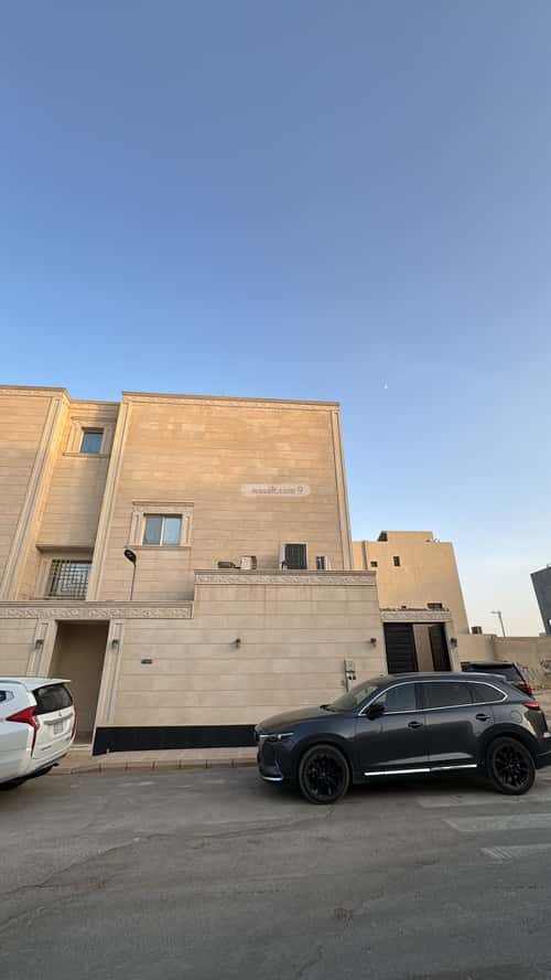 4 bedroom floor in Al Qairawan 2