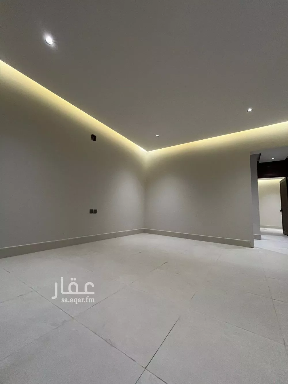 دور 4 غرف في شبرا 15
