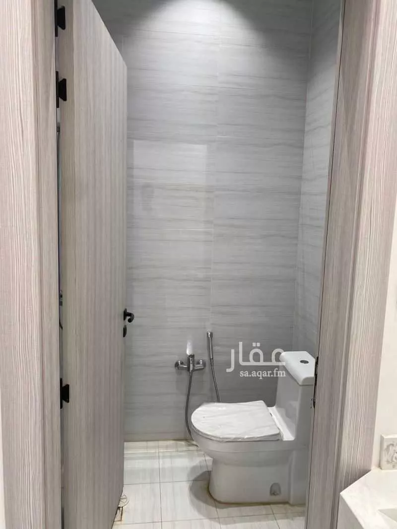 دور 4 غرف في السعادة 4